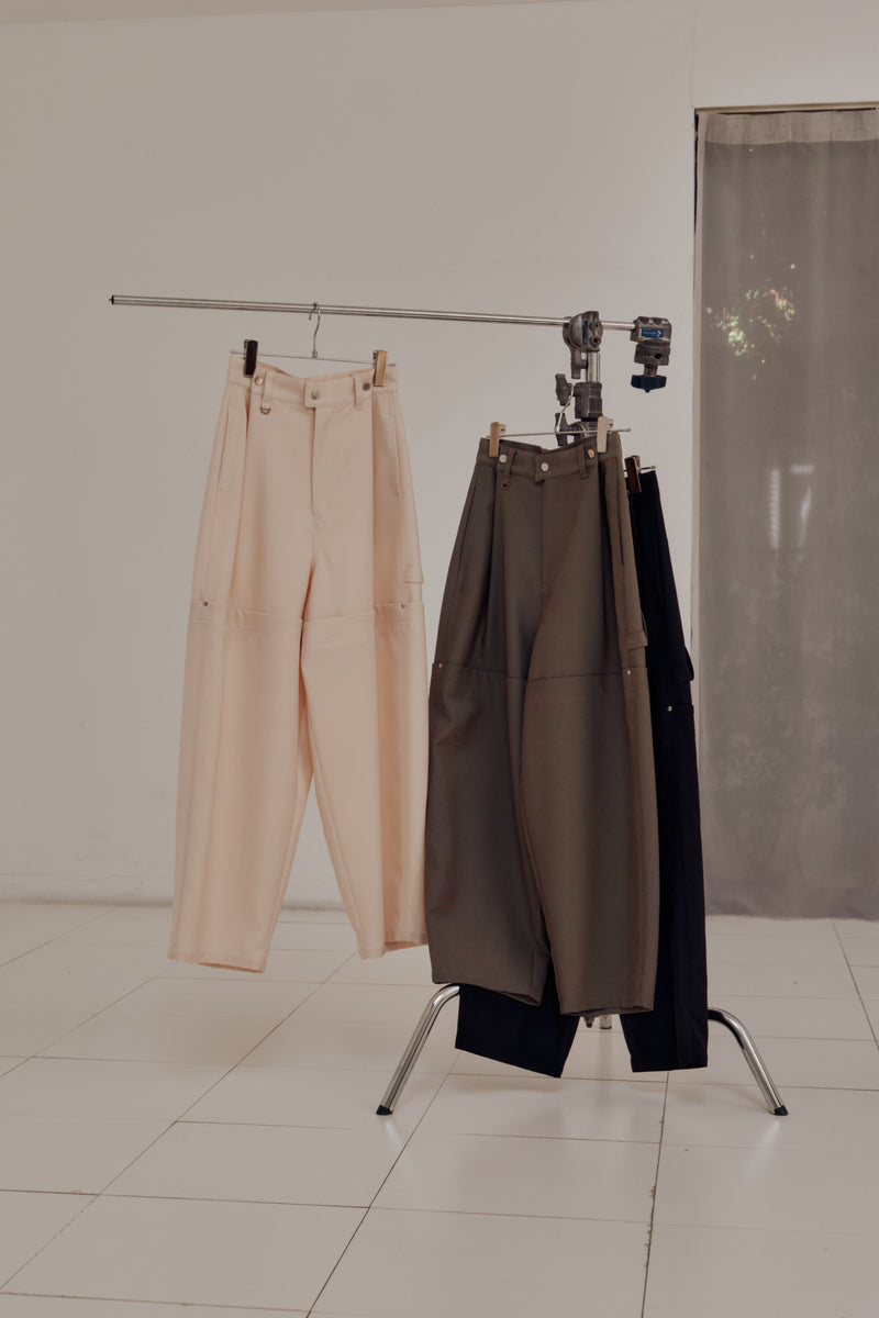 tuck cocoon pants - Hella (ヘラ）公式通販サイト