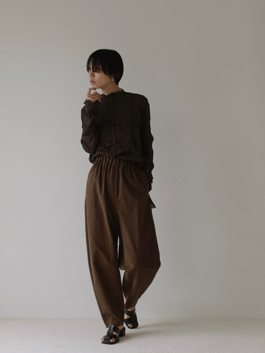 パンツ Hella waist pleats cocoon pants WAIST PLEATS COCOON PANTS - Hella (ヘラ）公式通販サイト