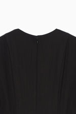 画像をギャラリービューアに読み込む, waist side slit cocoon dress
