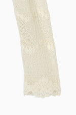 画像をギャラリービューアに読み込む, Flocked Lace Sheer Top
