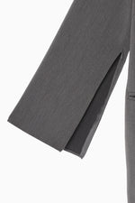 画像をギャラリービューアに読み込む, Flow Sleeve V Dress
