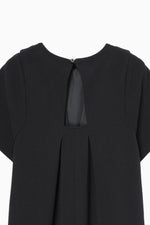 画像をギャラリービューアに読み込む, front tuck cocoon dress
