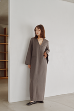 画像をギャラリービューアに読み込む, Flow Sleeve V Dress
