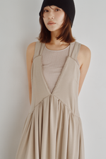 画像をギャラリービューアに読み込む, Tulle Insert V Dress
