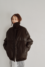 画像をギャラリービューアに読み込む, High Neck Padded Coat (brown)
