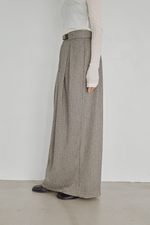 画像をギャラリービューアに読み込む, Herringbone Tweed Skirt
