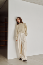 画像をギャラリービューアに読み込む, Shaggy High Neck Knit Top
