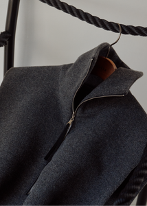 ジャケット・アウター Hella WOOL HIGHNECK VEST Wool High Neck Vest - Hella (ヘラ）公式通販サイト