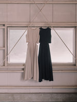 画像をギャラリービューアに読み込む, side slash flare dress
