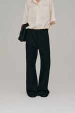 画像をギャラリービューアに読み込む, stretch flare pants
