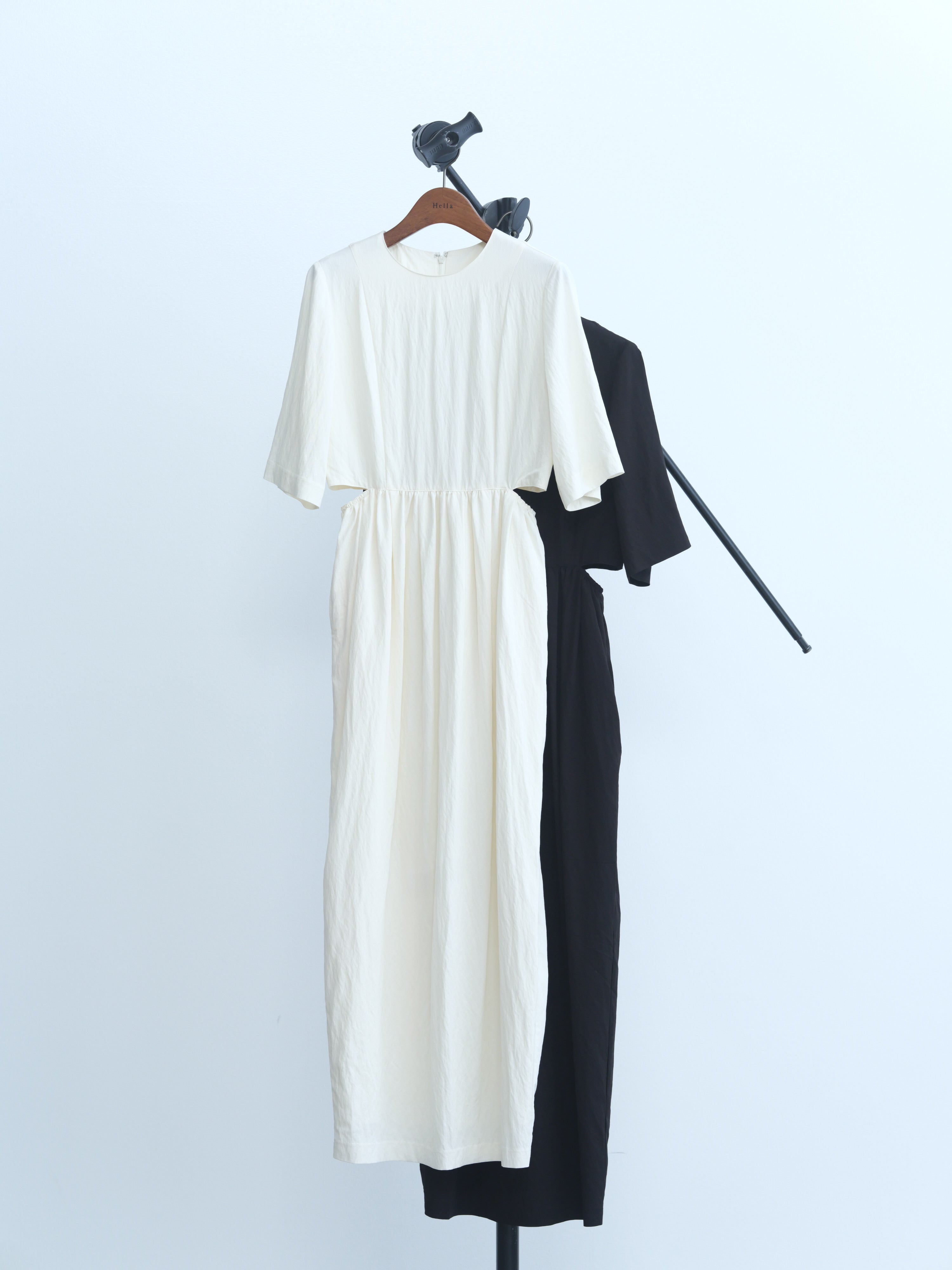 ワンピース Hella waist side slit cocoon dress 36 waist side slit cocoon dress - Hella (ヘラ）公式通販サイト