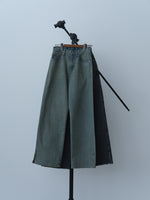 画像をギャラリービューアに読み込む, side hem slit denim
