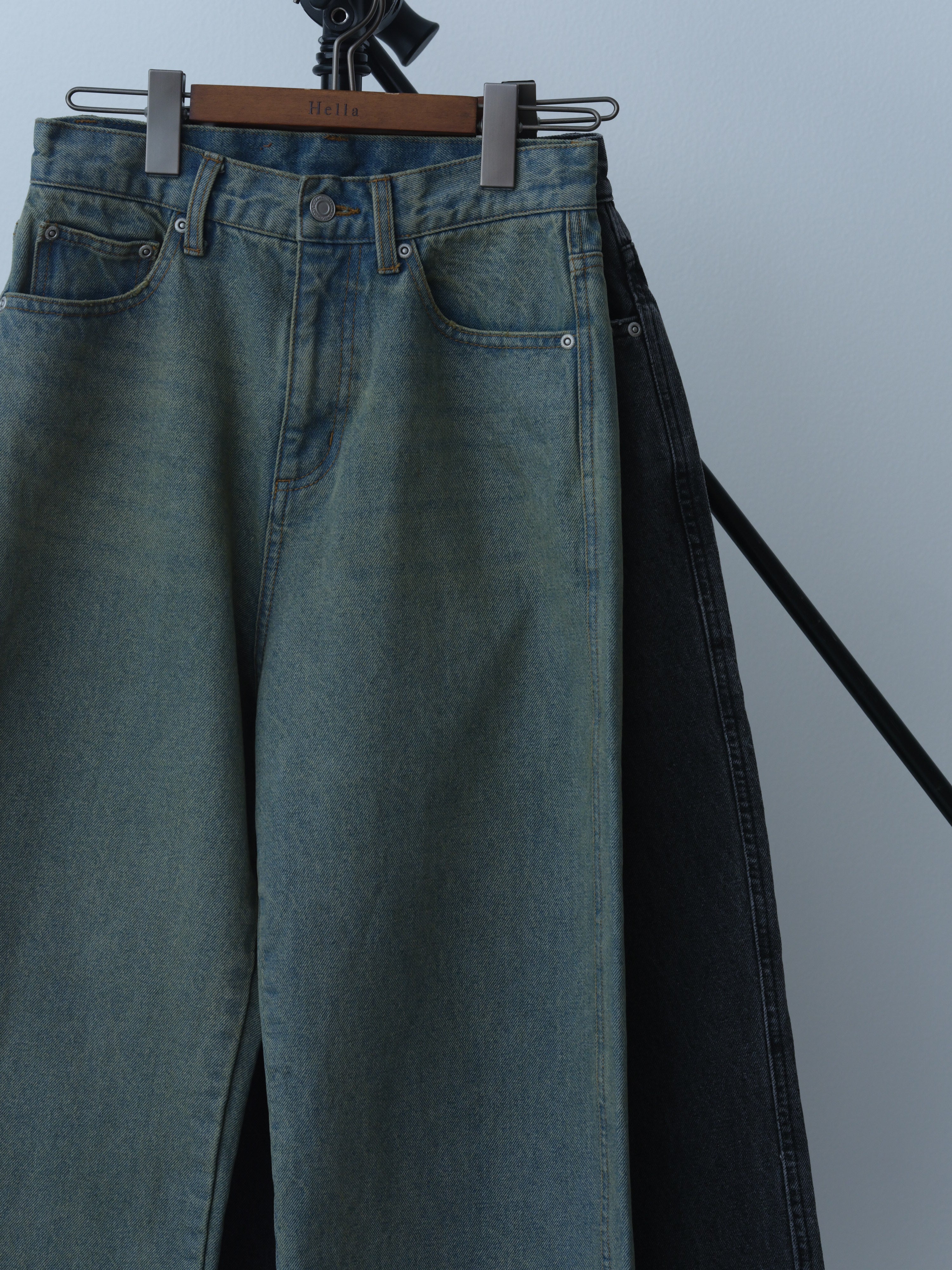side hem slit denim - Hella (ヘラ）公式通販サイト