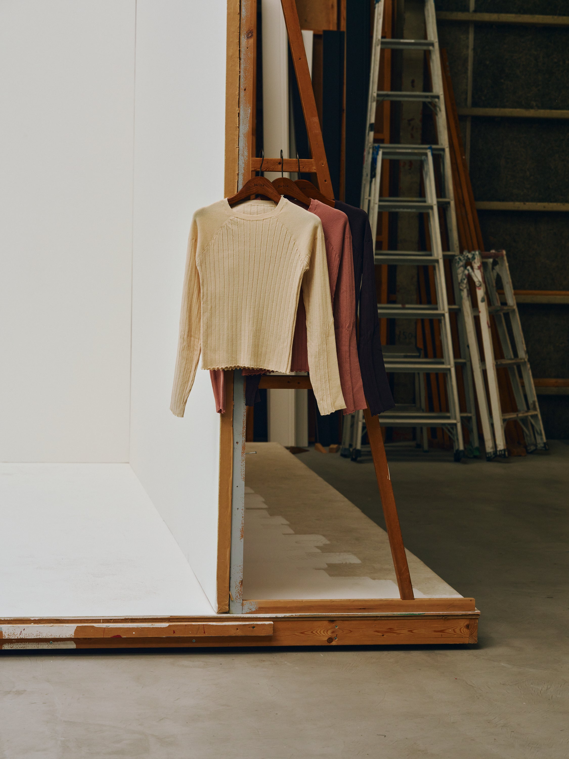 raglan sleeve knit tops