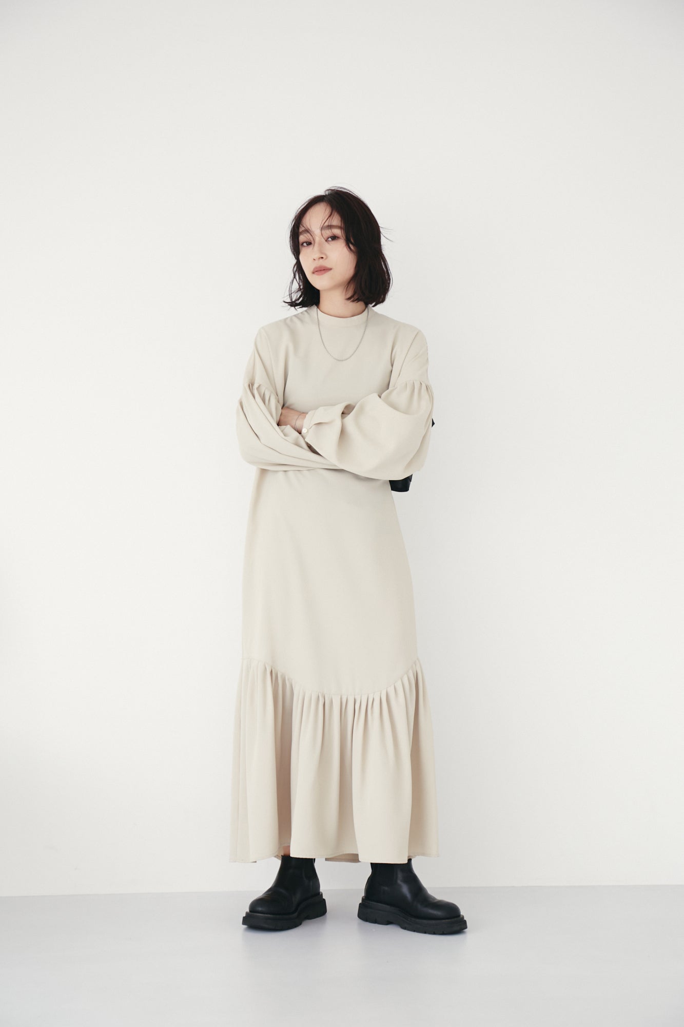 Hella  TWILL TIERED DRESS  Sサイズ