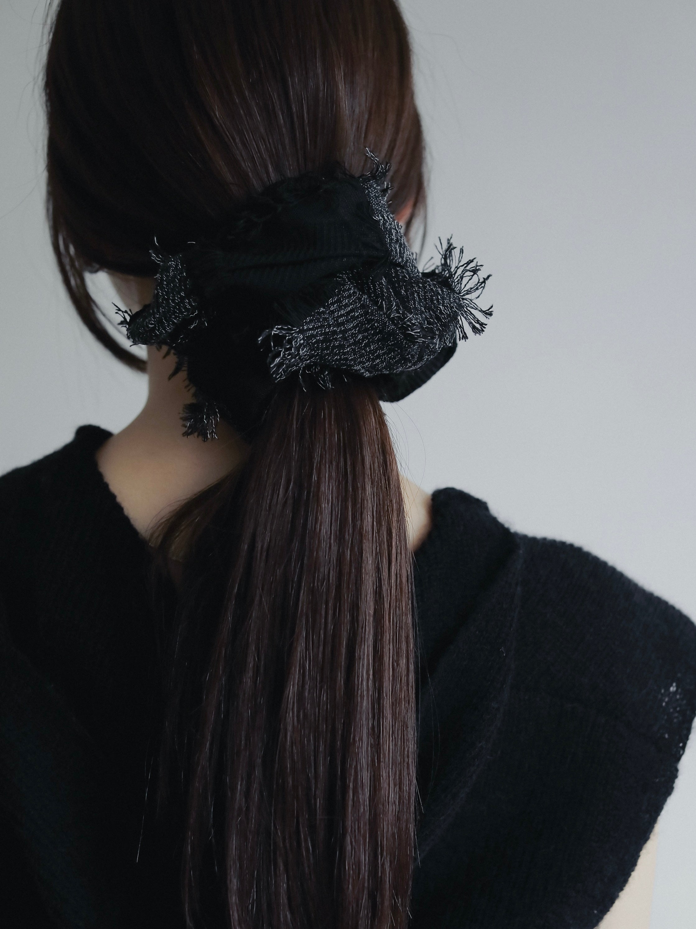 cut jacquard scrunchie