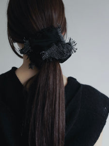 cut jacquard scrunchie