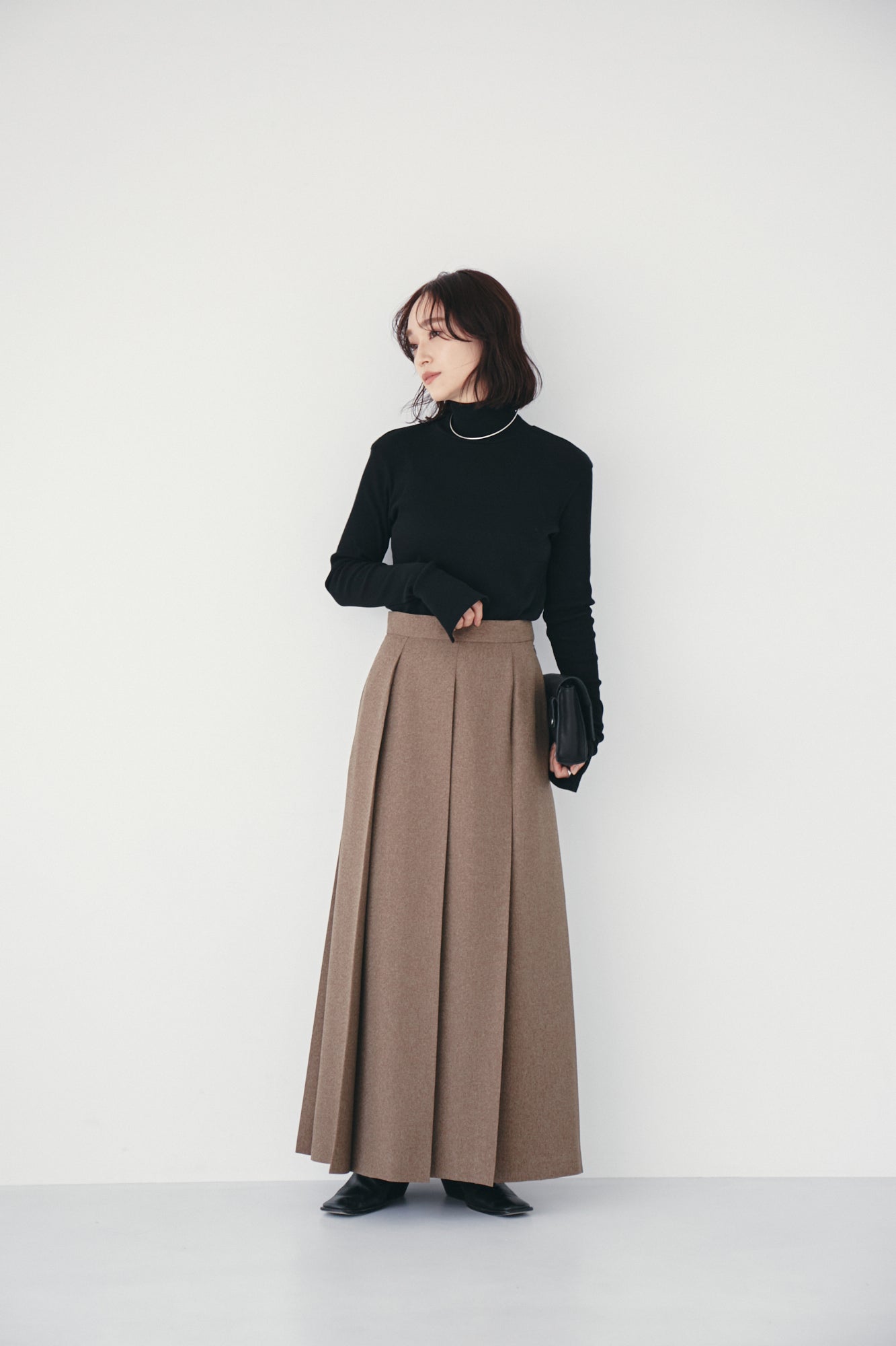 SHARK TWEED PLEATS SK