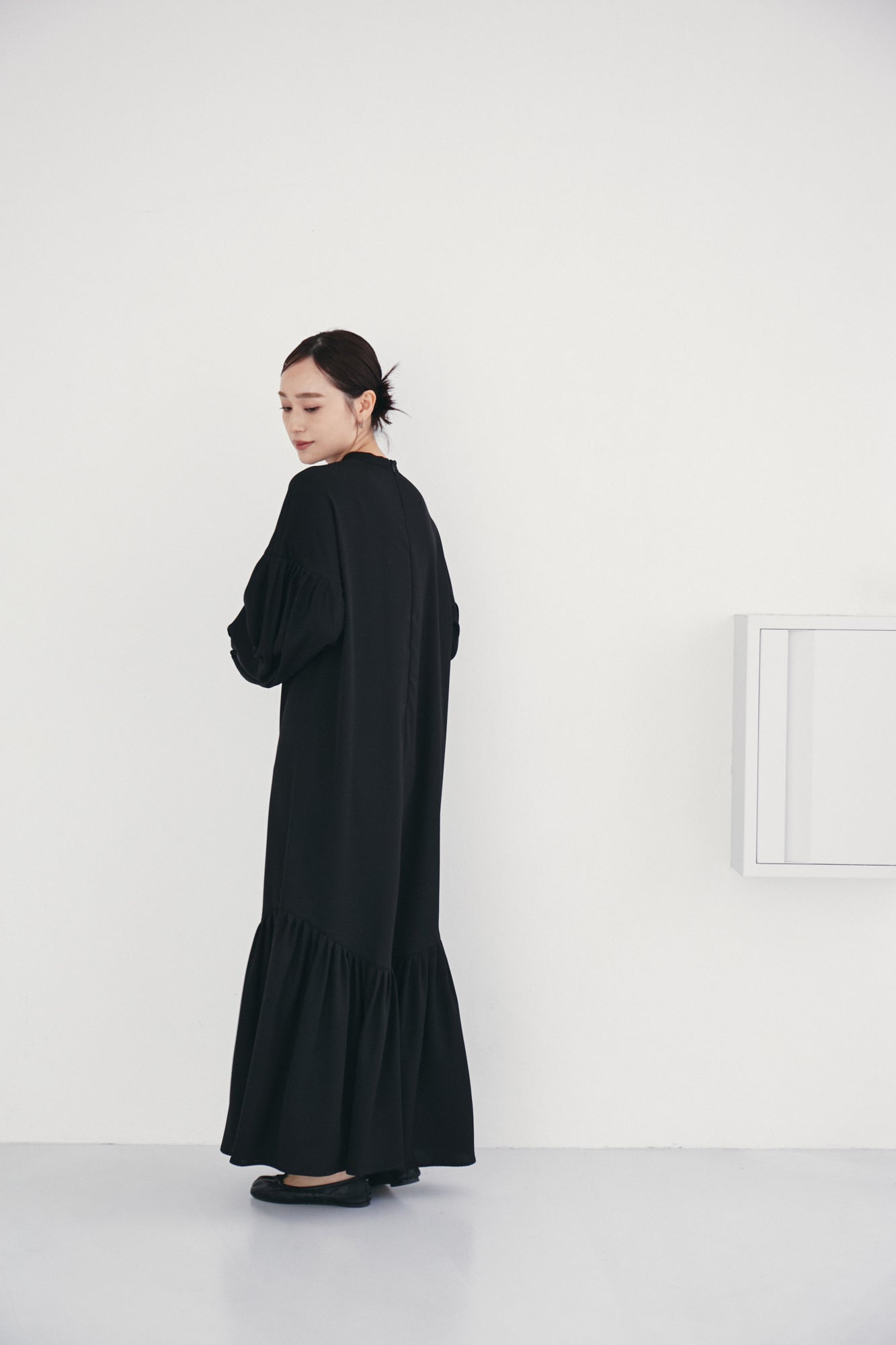 専門店では TIERED TWILL Hella DRESS Sサイズ ロングワンピース