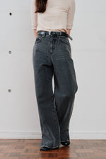 画像をギャラリービューアに読み込む, side hem slit denim
