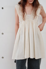 画像をギャラリービューアに読み込む, cotton crepe gather top
