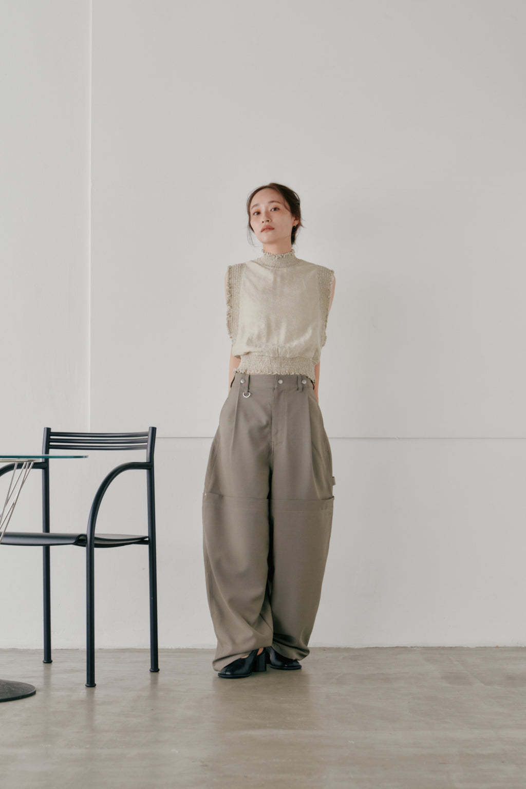 tuck cocoon pants