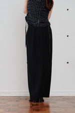 画像をギャラリービューアに読み込む, sheer pencil skirt
