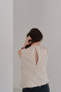 cut jacquard check blouse