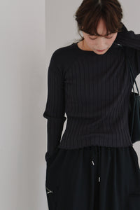 raglan sleeve knit tops