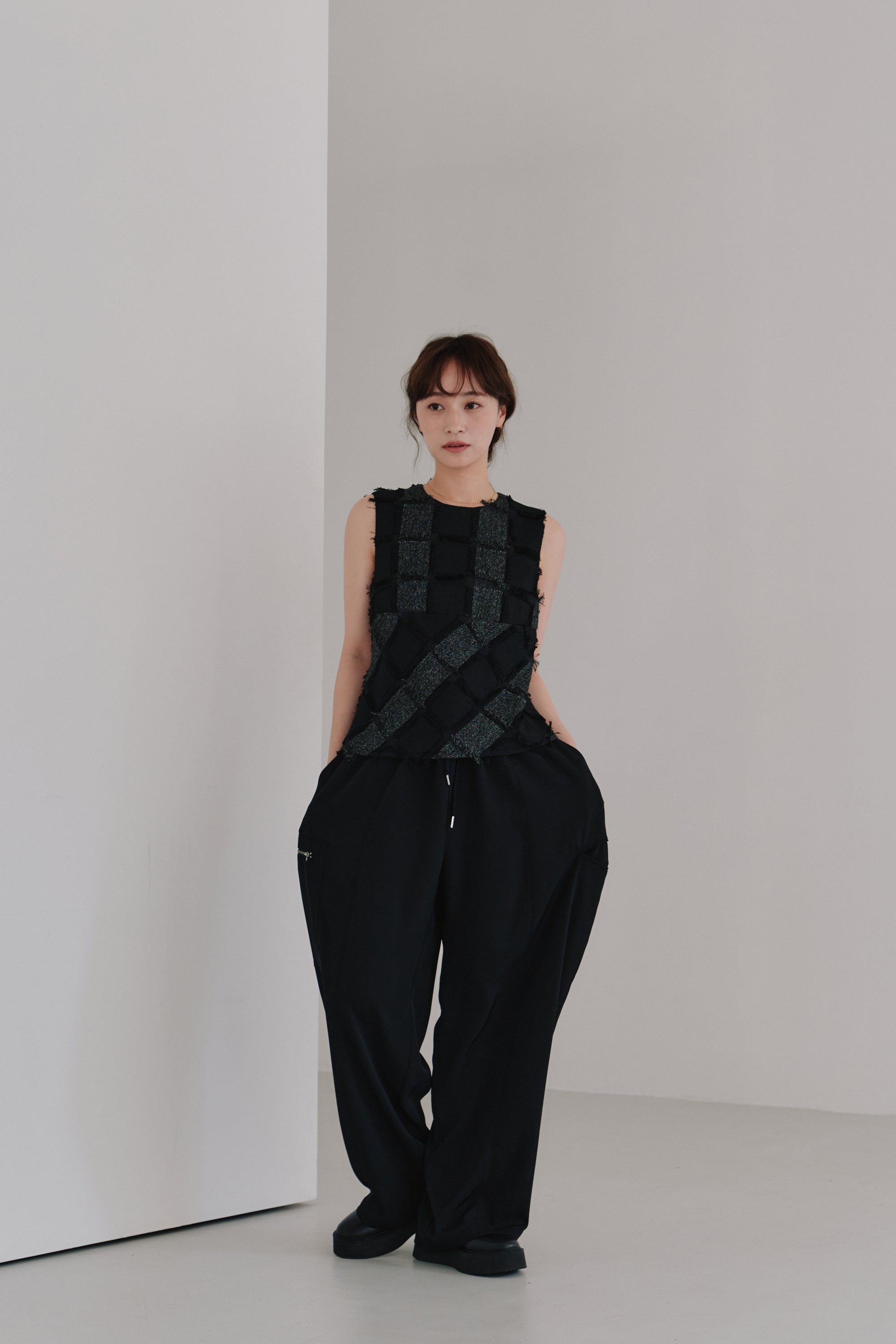 cut jacquard check blouse