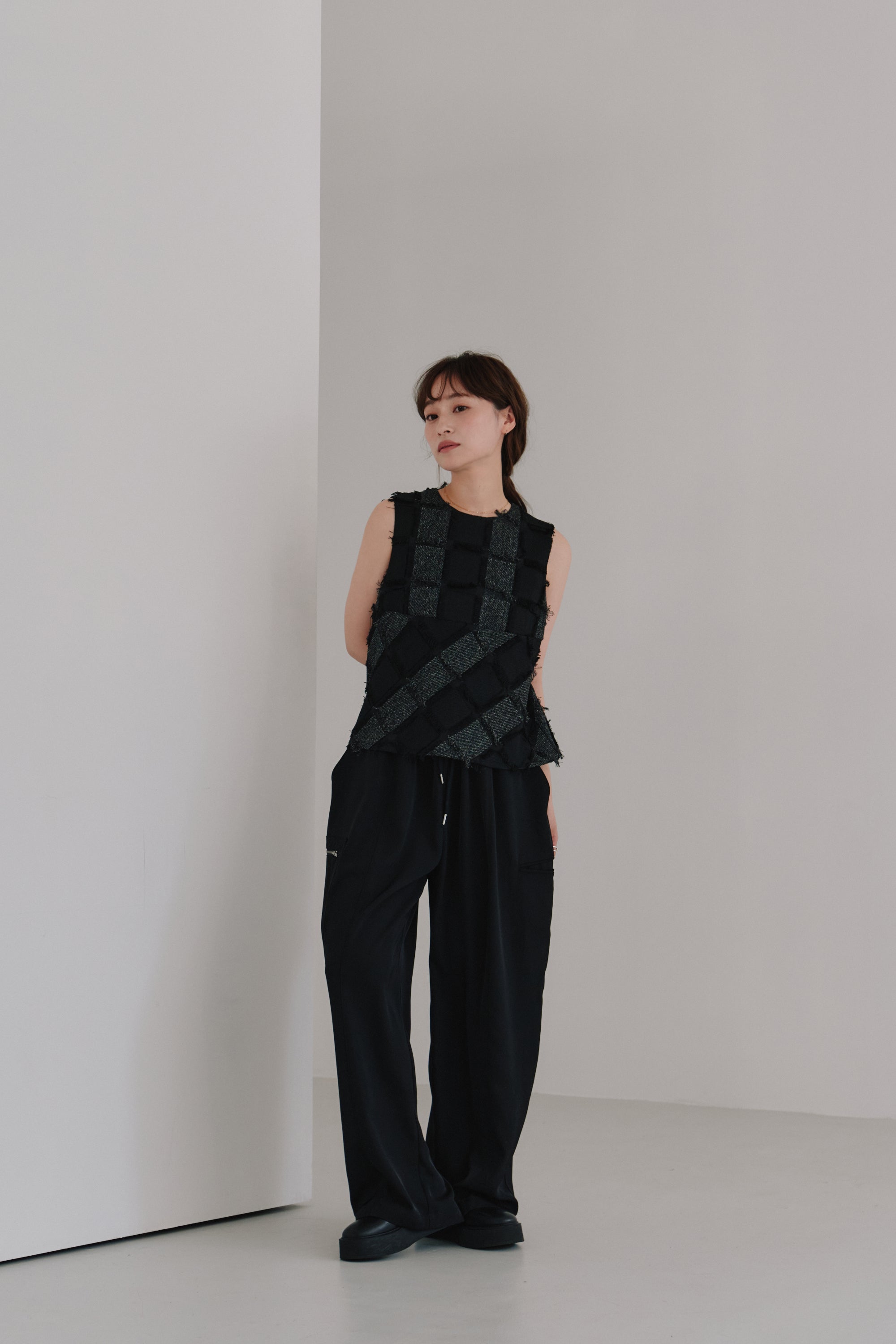 cut jacquard check blouse