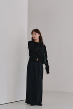 画像をギャラリービューアに読み込む, front tuck cropped sweat
