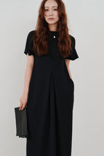 画像をギャラリービューアに読み込む, front tuck cocoon dress
