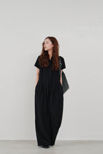 画像をギャラリービューアに読み込む, wide tuck jumpsuit
