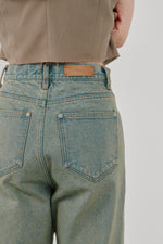 画像をギャラリービューアに読み込む, side hem slit denim

