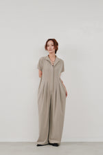 画像をギャラリービューアに読み込む, wide tuck jumpsuit
