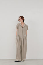 画像をギャラリービューアに読み込む, wide tuck jumpsuit
