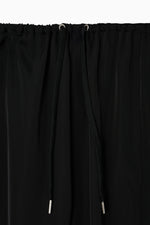 画像をギャラリービューアに読み込む, drawstring gloss pants
