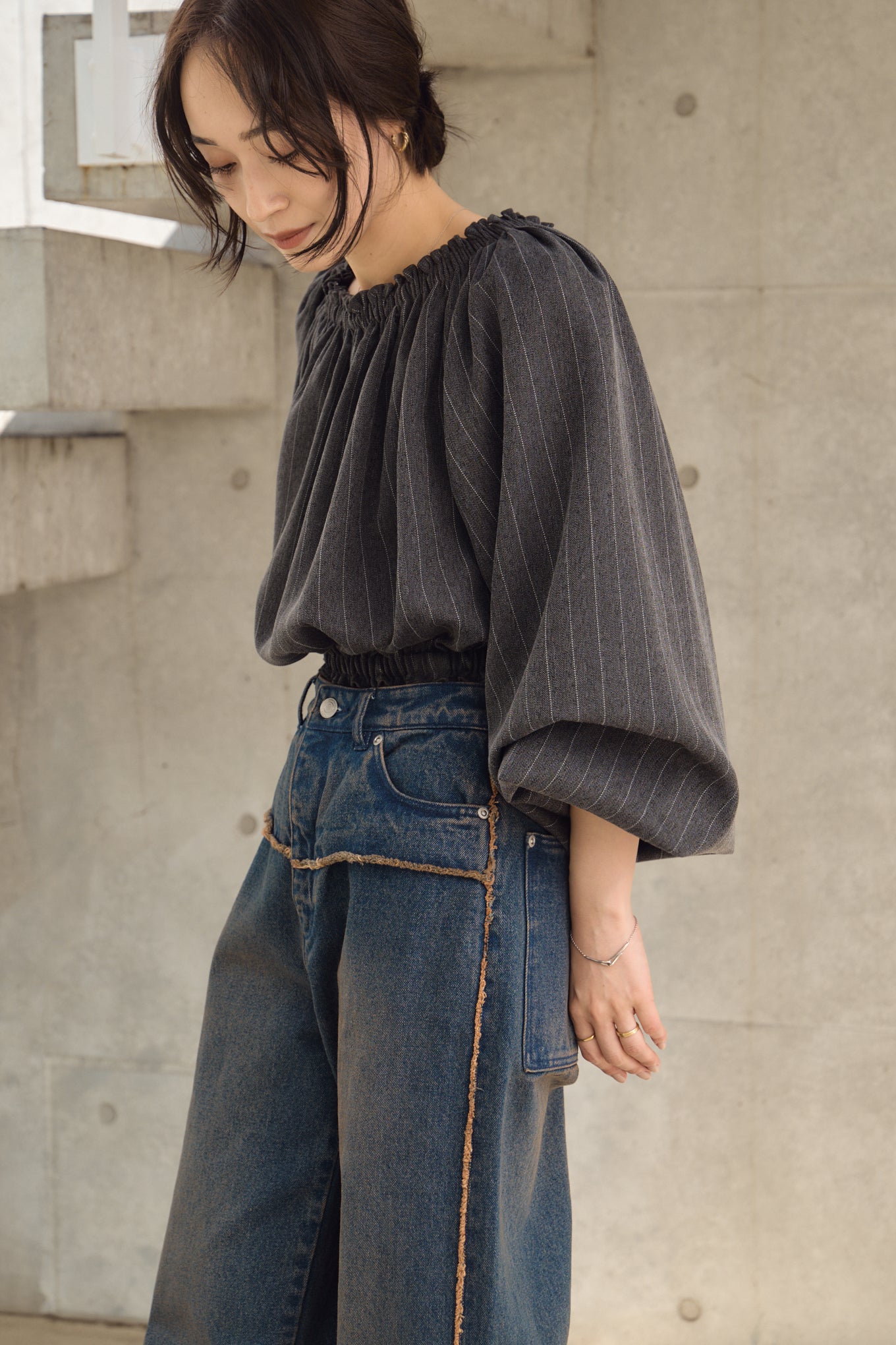 STRIPE OFF SHOULDER TOPS