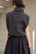 画像をギャラリービューアに読み込む, WOOL HIGHNECK VEST
