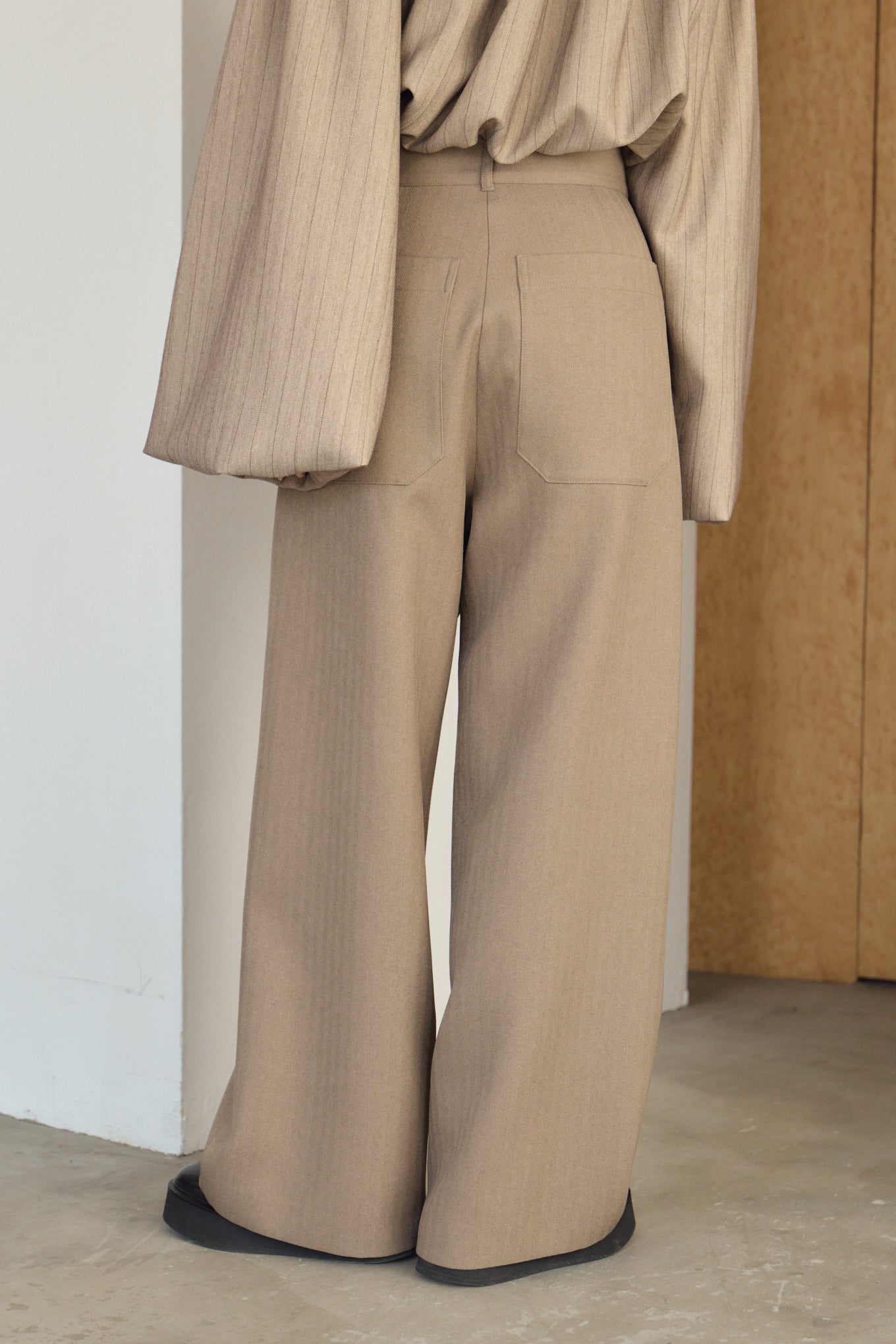 HERRINGBONE WIDE PANTS