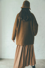 画像をギャラリービューアに読み込む, shaggy wool coat
