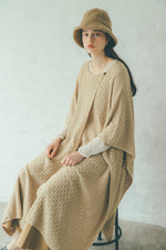 画像をギャラリービューアに読み込む, KNIT GOWN
