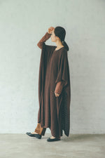 画像をギャラリービューアに読み込む, KNIT GOWN
