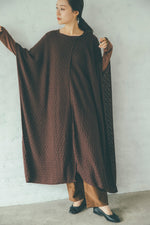 画像をギャラリービューアに読み込む, KNIT GOWN
