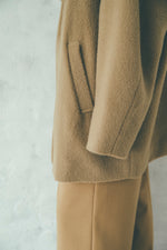 画像をギャラリービューアに読み込む, shaggy wool coat
