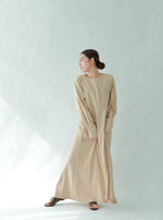 画像をギャラリービューアに読み込む, BACK SATIN DRESS
