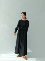 画像をギャラリービューアに読み込む, BACK SATIN DRESS
