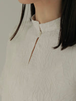 画像をギャラリービューアに読み込む, JACQUARD CROPPED BLOUSE
