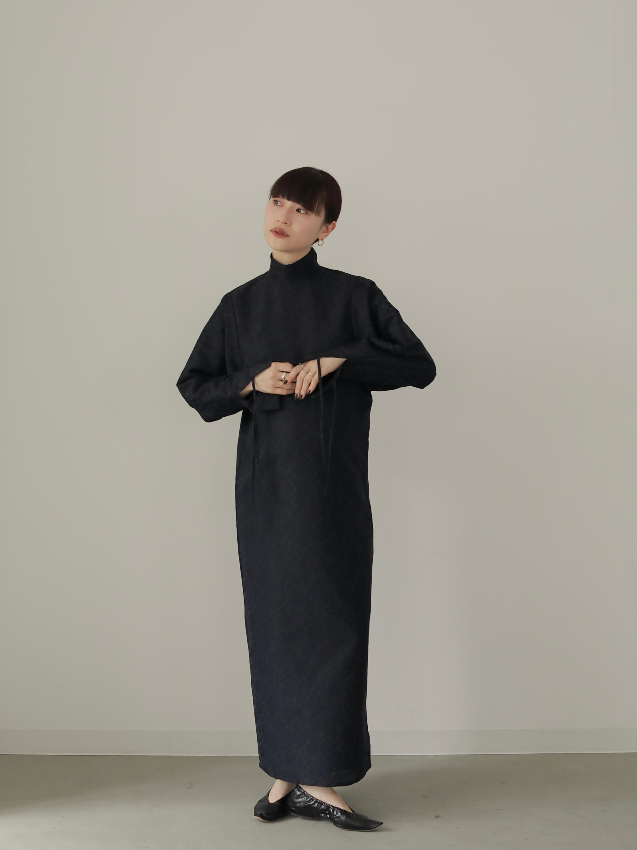 DOLMAN SLEEVE JACQUARD DRESS